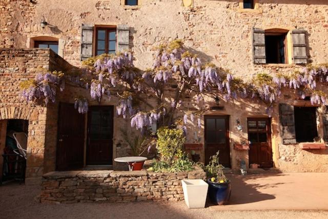 مبيت وإفطار Jalogny Domaine De La Saule المظهر الخارجي الصورة